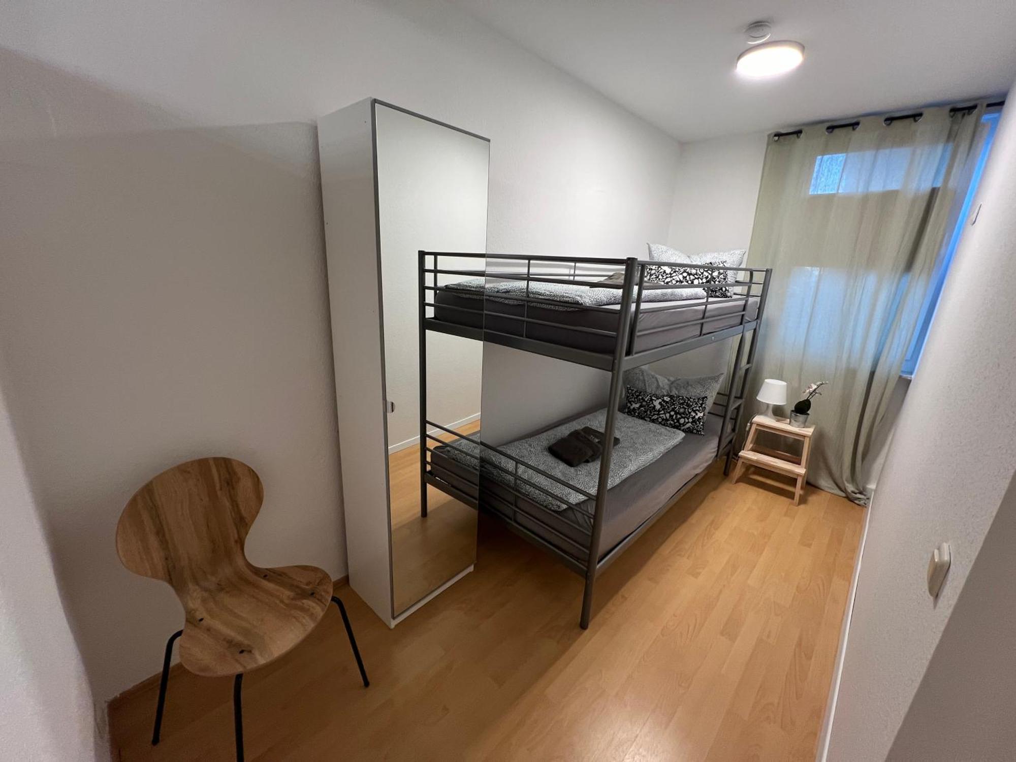 Apartment Humboldt 3 Schlafzimmer,Wifi, Netflix Parken, Terrasse, Klimatisiert, Naehe Zentrum Jena Ngoại thất bức ảnh