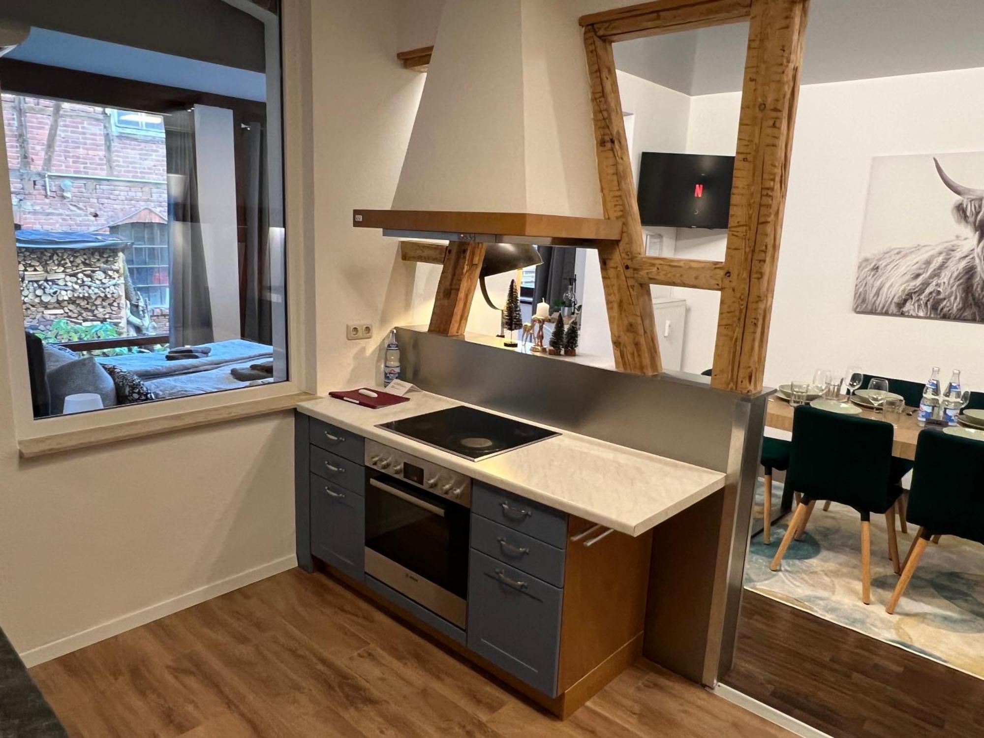 Apartment Humboldt 3 Schlafzimmer,Wifi, Netflix Parken, Terrasse, Klimatisiert, Naehe Zentrum Jena Ngoại thất bức ảnh