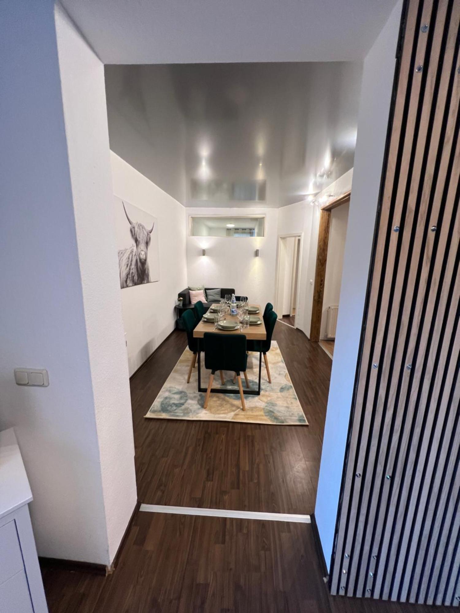 Apartment Humboldt 3 Schlafzimmer,Wifi, Netflix Parken, Terrasse, Klimatisiert, Naehe Zentrum Jena Ngoại thất bức ảnh